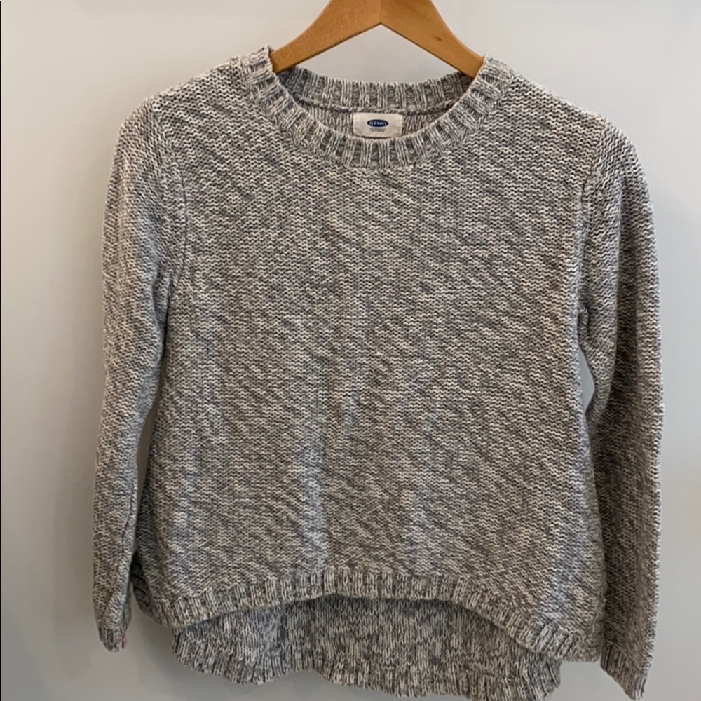 Girls gray sweater